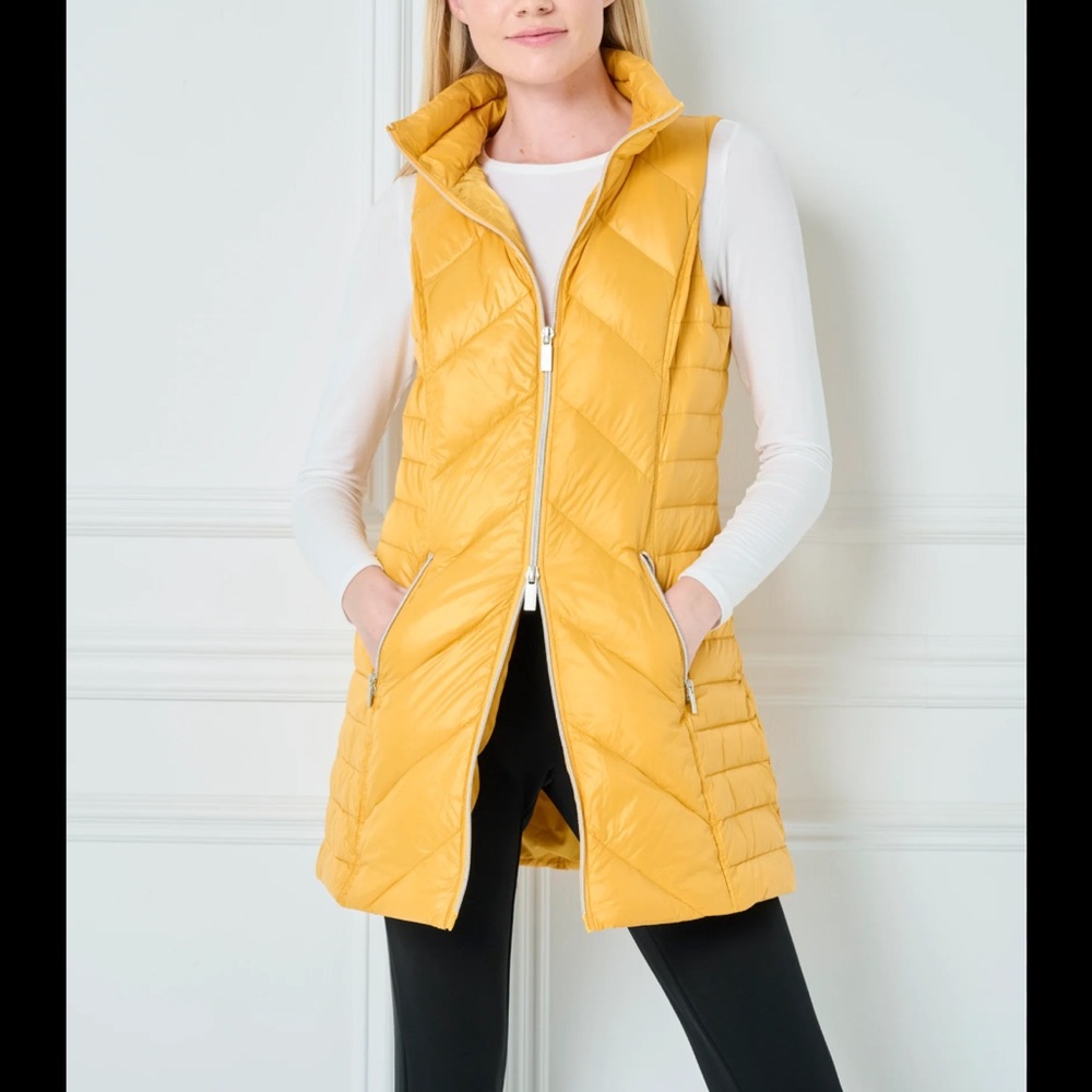 ANORAK YELLOW CHEVRON QUILTED VEST